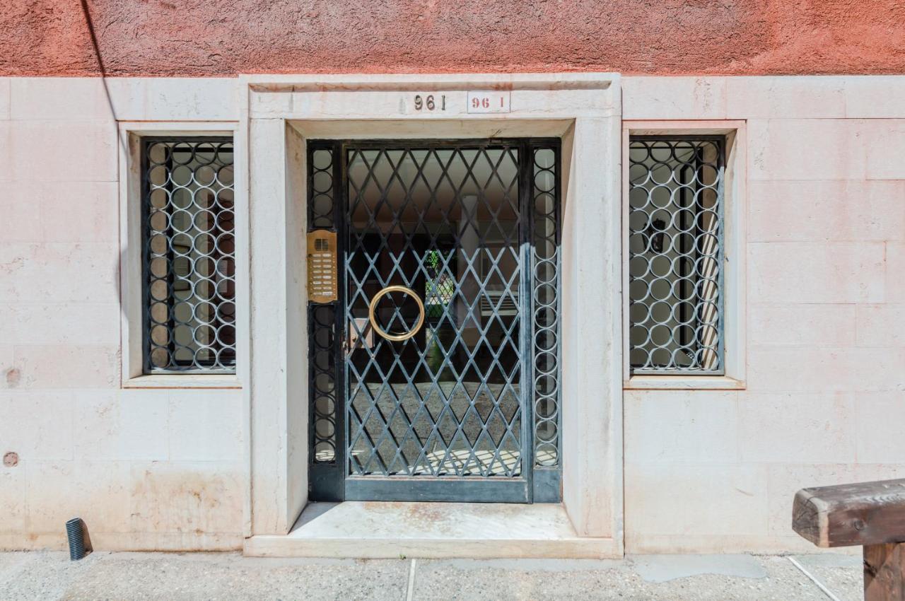Venezia- S. Lucia Train Station Lovely Apartment! Apartamento *