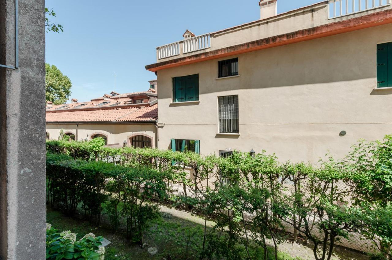 Venezia- S. Lucia Train Station Lovely Apartment! * Venecia